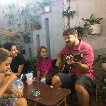 Drop By Saigon Guesthouse Хошимин Екстериор снимка